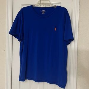 Polo T-shirt. Blue.